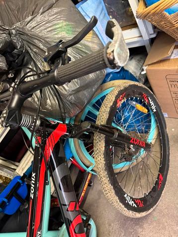 26 inch fiets kan nog prima een ronde mee. beschikbaar voor biedingen