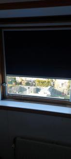 Velux rolgordijn 2 stuk verduisterend, Huis en Inrichting, Stoffering | Gordijnen en Lamellen, Ophalen, Gebruikt, Blauw, 50 tot 100 cm