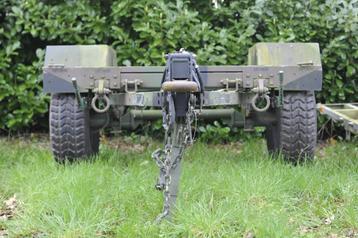 Aanhanger Amerikaanse Leger met 16inch wielen beschikbaar voor biedingen