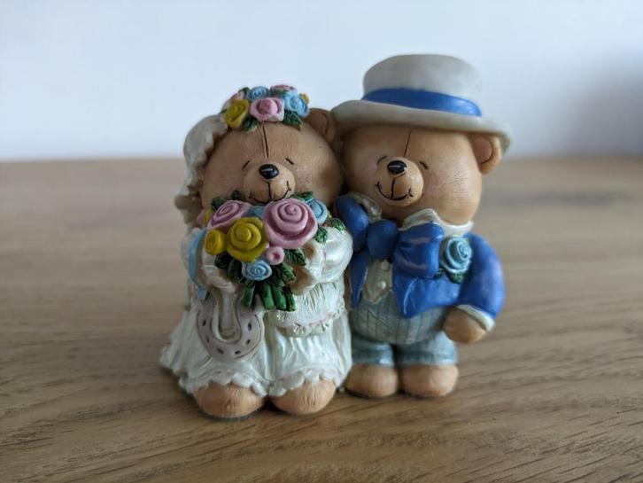Forever Friends beeldje (bruidspaar met bloemen), Verzamelen, Beren en Cherished Teddies, Zo goed als nieuw, Beeldje, Forever Friends