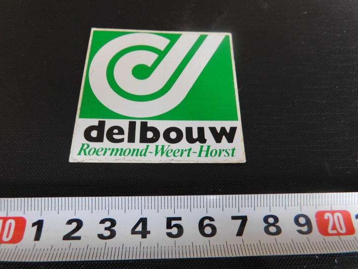 sticker Delbouw Roermond Weert Horst, Verzamelen, Stickers, Zo goed als nieuw, Bedrijf of Vereniging, Ophalen