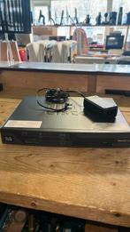 Cisco 881 router, Router, Cisco, Ophalen of Verzenden, Zo goed als nieuw