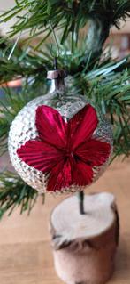 Antieke Kerstbal Zilver met Rode Bloem, Ophalen