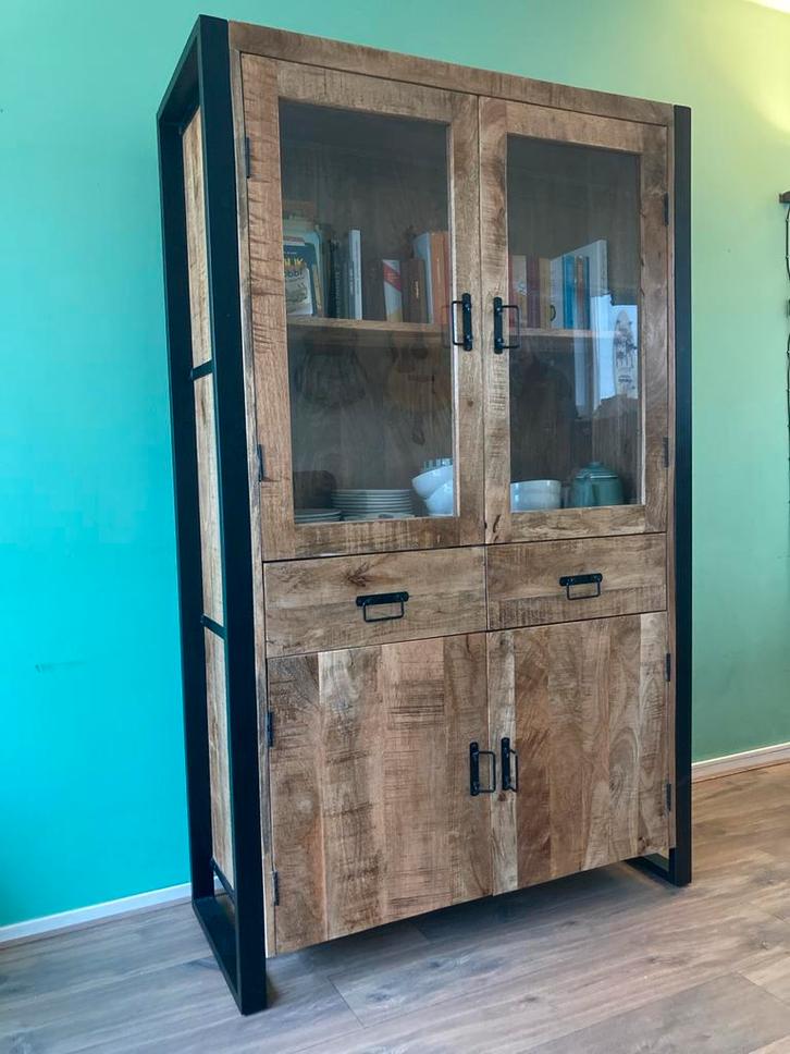 Mango Houten Buffetkast - Zo Goed Als Nieuw!, Huis en Inrichting, Kasten | Buffetkasten, Zo goed als nieuw, 150 tot 200 cm, 100 tot 150 cm