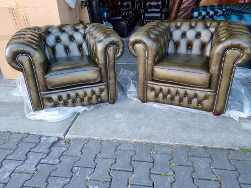 Nieuwe Set 2 Engelse Chesterfield club fauteuils olijfgroen, Huis en Inrichting, Fauteuils, Nieuw, Leer, 100 tot 125 cm, 75 tot 100 cm