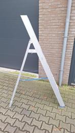 Solide Bordestrap / ladder 5 treden Sta hoogte 125 cm., Ophalen, Solide NV Senatorlaan 12 3201 Aarschot, Zo goed als nieuw, Solide