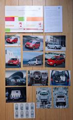 Volkswagen Touran, 1 persmap en 8 Touran items. € 15,00., Ophalen of Verzenden, Zo goed als nieuw, Volkswagen