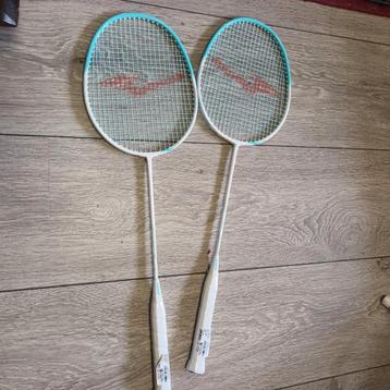Twee Erke Badminton Rackets - Nieuw! beschikbaar voor biedingen