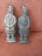 2 beeldjes van een Chineze kleikrijger, Verzamelen, Ophalen of Verzenden, Zo goed als nieuw, Mens