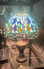Tiffany stijl tafellamp dragonfly glas in lood LUMILAMP, Huis en Inrichting, Lampen | Tafellampen, Minder dan 50 cm, Glas, Ophalen of Verzenden