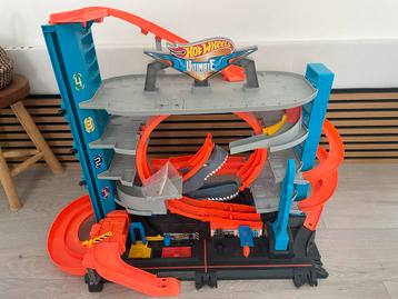 Hot wheels ultimate garage beschikbaar voor biedingen