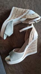 Mooie pumps van Chic by Lirette, Kleding | Dames, Chic by Lirette, Blauw, Nieuw, Ophalen of Verzenden