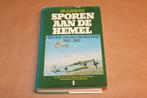 Sporen aan de Hemel — Luchtoorlog Boven NL — 1943, Boeken, Ophalen of Verzenden, Tweede Wereldoorlog, Gelezen, Overige onderwerpen