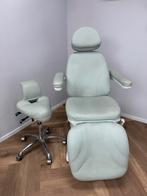 Behandelstoel en tabouret (schoonheidsspecialiste, pedicure), Ophalen, Gebruikt