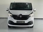 Renault Trafic 2.0 dCi 120 PK T29 L2H1 DC Business Navi / Ca, Auto's, Bestelauto's, Voorwielaandrijving, Gebruikt, Euro 6, 4 cilinders