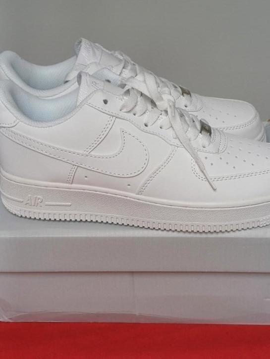 Air Force 1.  Maat: 37,5, Kleding | Heren, Schoenen, Nieuw, Sneakers of Gympen, Wit, Ophalen of Verzenden