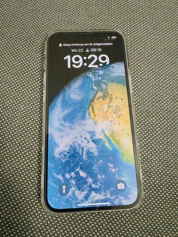 IPhone 13 - 256GB in Lichtroze kleur beschikbaar voor biedingen