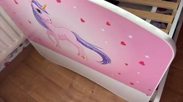 Robuust meisjes bed met Matras 160x80 beschikbaar voor biedingen