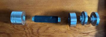 Gewichten 2 x 2,5 kg. Zilver zwart. Wisselbaar gewicht beschikbaar voor biedingen