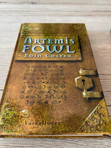 Artemis Fowl - Eoin Colfer, Fantasy Boek beschikbaar voor biedingen