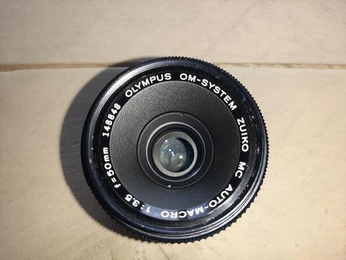 Olympus OM 50mm f3,5 macro objectief in goede staat, Audio, Tv en Foto, Fotografie | Lenzen en Objectieven, Gebruikt, Macrolens