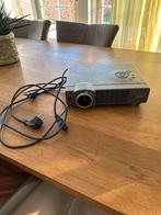 Eiki Beamer - Gebruikt met kabels, Ophalen of Verzenden, Gebruikt