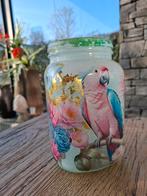 Decoupage vaasje met papegaai en meisje met de parel, Huis en Inrichting, Woonaccessoires | Kandelaars en Kaarsen, Ophalen, Overige materialen