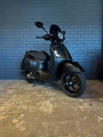 Vespa Gts 300 Hpe notte full option, Fietsen en Brommers, Scooters | Vespa, Ophalen, Overige modellen, 300 cc, Zo goed als nieuw