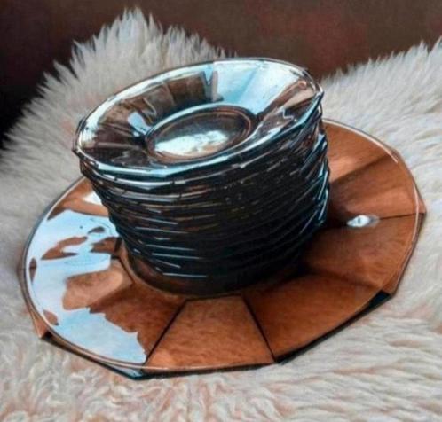 Art Deco Rookglas gebaksstel van persglas., Antiek en Kunst, Antiek | Servies los, Ophalen of Verzenden