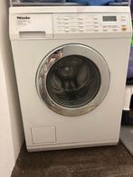Miele W5933 Wasmachine - Goed Onderhouden!, Ophalen, Zo goed als nieuw, Voorlader, 85 tot 90 cm