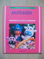 Hobbyboekje Knuffelkoeien - Clasien Teunis, Ophalen of Verzenden, Zo goed als nieuw, Overige typen