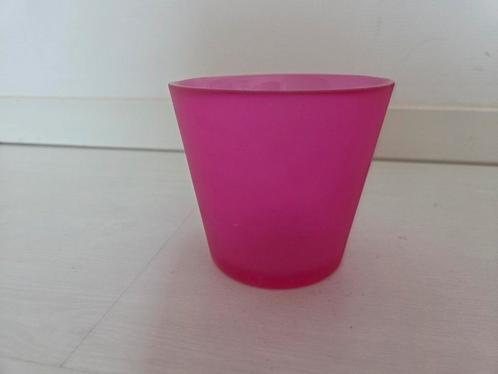 Roze glazen bloempot – matglas, Tuin en Terras, Bloempotten, Gebruikt, Overige materialen, Minder dan 40 cm, Minder dan 25 cm