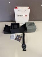 Horloge - Omega X Swatch MoonSwatch Snoopy Black Edition, Sieraden, Tassen en Uiterlijk, Jongen of Meisje, Ophalen of Verzenden