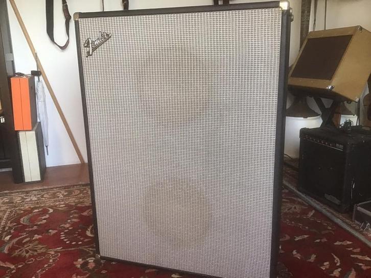 Muzikanten (m/v) gezocht bassist drummer gitarist toetsenist, Contacten en Berichten, Muziek maken en Bandleden