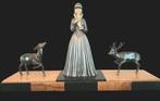 Prachtige Art Deco Beeld van een Dame met Hertjes, Antiek en Kunst, Ophalen