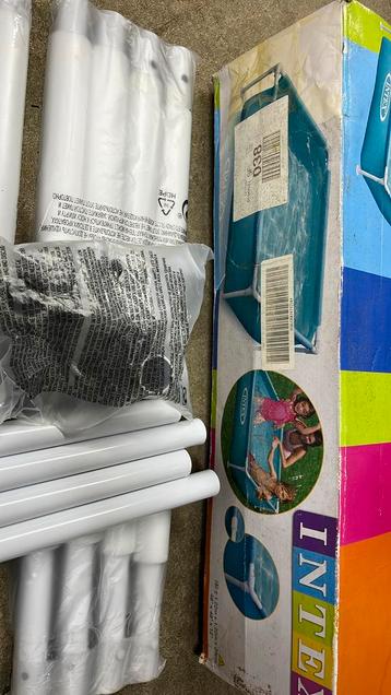 Frame opzetzwembad beschikbaar voor biedingen