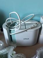 Cricut mug press met 15 mokken, Ophalen, Zo goed als nieuw