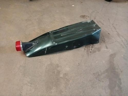 Mooi recht staartstuk honda mt5 mt8 incl achterlicht, Fietsen en Brommers, Brommeronderdelen | Oldtimers, Zo goed als nieuw, Overige merken