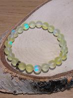 armband moonlight aura geel, Sieraden, Tassen en Uiterlijk, Armbanden, Ophalen of Verzenden, Geel, Overige materialen, Met bedels of kralen