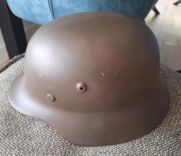 Duitse M40 helm. beschikbaar voor biedingen