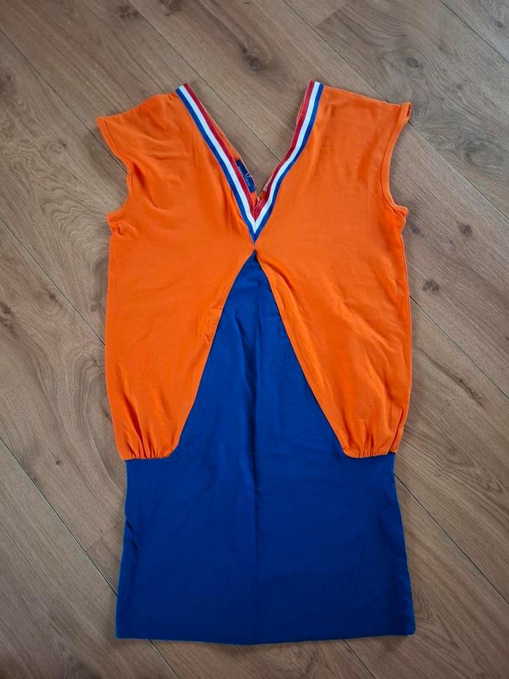 Oranje/Blauwe Jurk - Bavaria - Maat one size. (309), Kleding | Dames, Jurken, Zo goed als nieuw, Oranje, Boven de knie, Ophalen of Verzenden