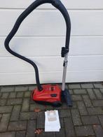 Nette stofzuiger philips max 2000 watt
Met extra zakken, Ophalen, Zo goed als nieuw, 1600 tot 2000 watt