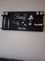 Muurplank met decoratie, Ophalen