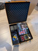 Pokerset 600 chips - complete dealerset - pokermat - koffer, Vijf spelers of meer, Ophalen of Verzenden, Nieuw
