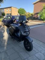Vespa Sprint Notte 2019 - IGET- brom, Fietsen en Brommers, Ophalen, Gebruikt, Overige modellen, Maximaal 45 km/u