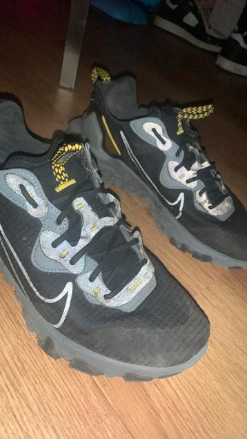 Nike react maat 42,5 beschikbaar voor biedingen
