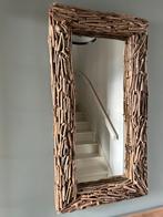 Spiegel met (brak) Houten Frame - 125x65 cm, Gebruikt, Rond, Ophalen of Verzenden, 150 tot 200 cm
