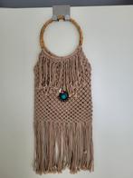 Macramé tas beige met turquoise steen en bamboe handvatten, Ophalen, Zo goed als nieuw, Beige, Handtas