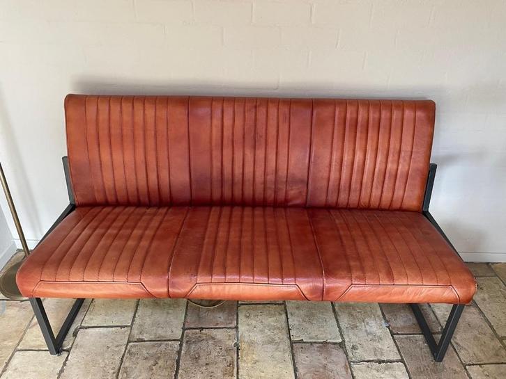 3 persoons Bruin leren eettafel bankje met zwart staal, Huis en Inrichting, Banken | Sofa's en Chaises Longues, Zo goed als nieuw
