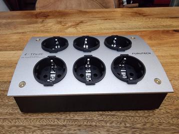 Audio Noise Safe AC Powerbox RVS 6 Voudig Stekkerblok   beschikbaar voor biedingen